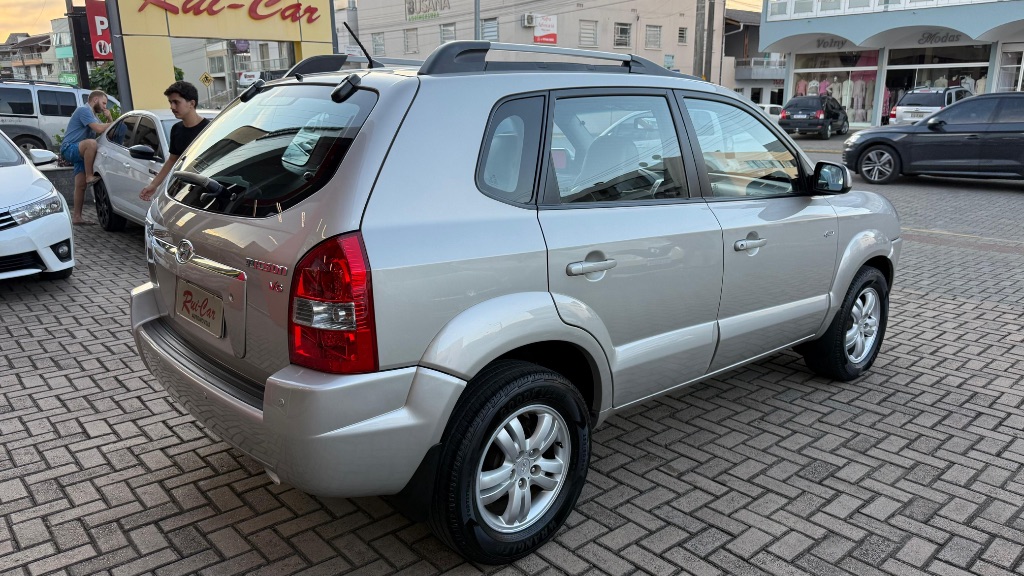 Tucson 2.7 MPFI 24V 175cv Aut. — foto 3