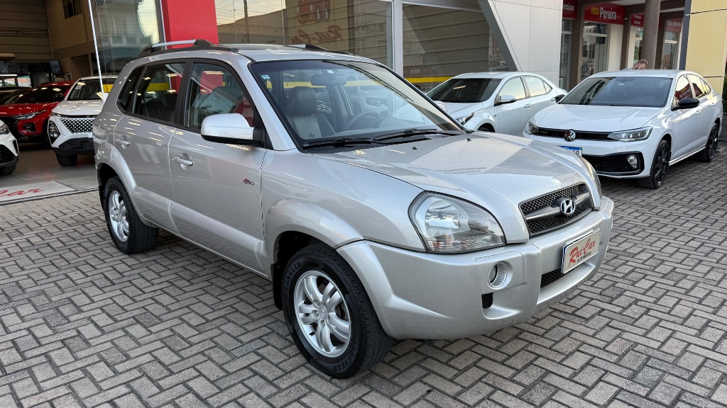 Tucson 2.7 MPFI 24V 175cv Aut. — foto 2
