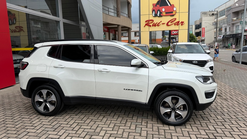 COMPASS LONGITUDE 2.0 4x4 Dies. 16V Aut. — foto 6