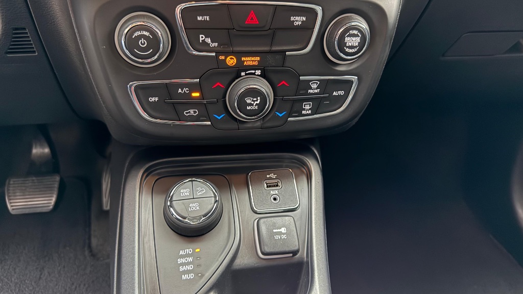 COMPASS LONGITUDE 2.0 4x4 Dies. 16V Aut. — foto 10