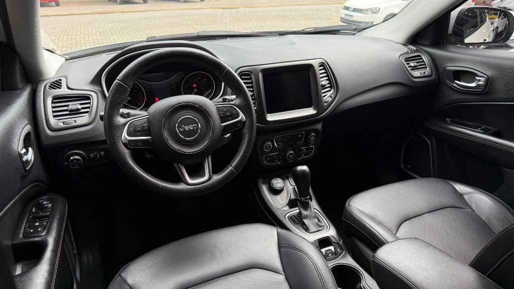 COMPASS LONGITUDE 2.0 4x4 Dies. 16V Aut. — foto 7