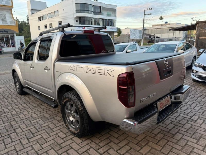 Frontier SV AT.CD 4x4 2.5 TB Diesel Mec. — foto 3