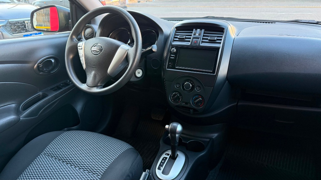 VERSA V-DRIVE Esp.Ed. 1.6 16v Flex Aut. — foto 8