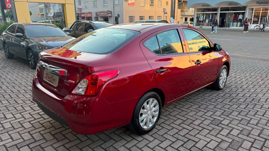 VERSA V-DRIVE Esp.Ed. 1.6 16v Flex Aut. — foto 3