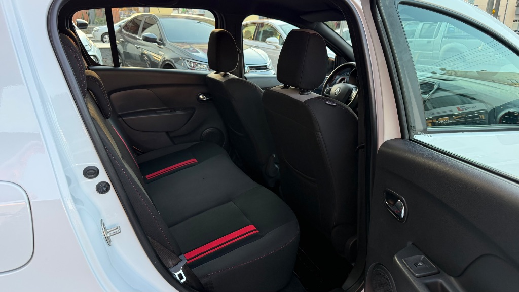 SANDERO SPORT RS 2.0 Flex 16V 5p — foto 10