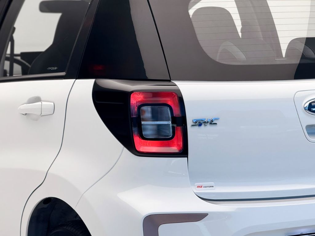 e-JS1 62cv 5p Aut. (Elétrico) — foto 11