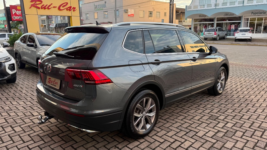 TIGUAN Allspac Comf 250 TSI 1.4 Flex — foto 3
