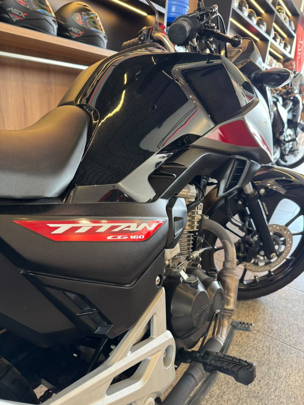CG 160 TITAN — foto 3