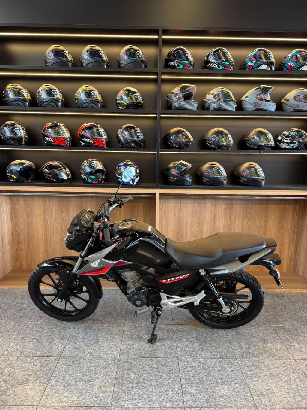CG 160 TITAN — foto 2