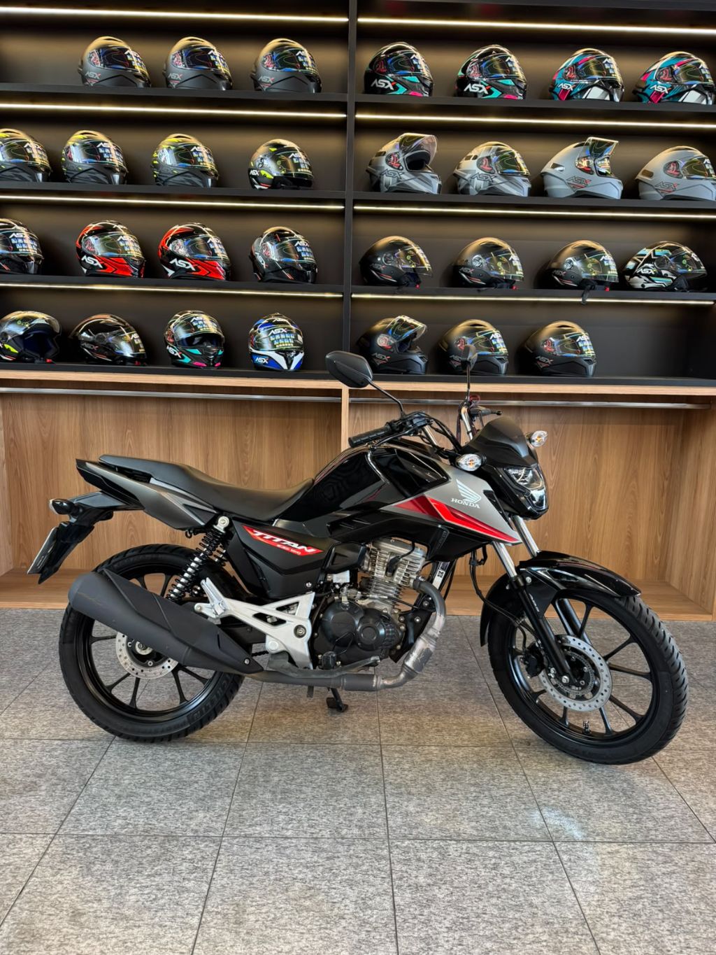 CG 160 TITAN — foto 1
