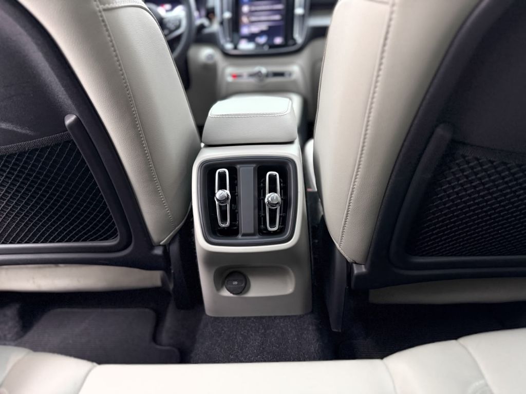 XC 40 T-4 INSCRIPTION 2.0 190cv FWD — foto 9