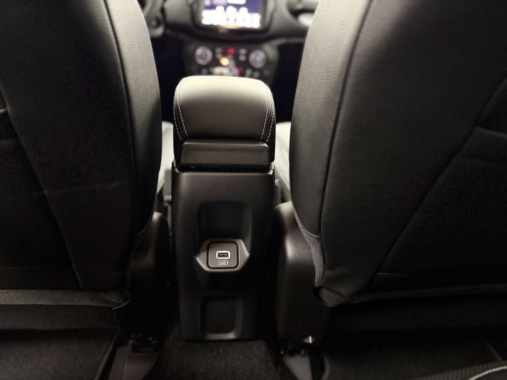 Renegade Long. T270 1.3 TB 4x2 Flex Aut. — foto 8