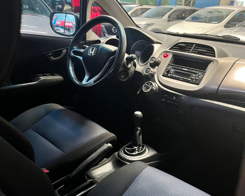 FIT 1.4 DX 16V FLEX 4P MANUAL — foto 4