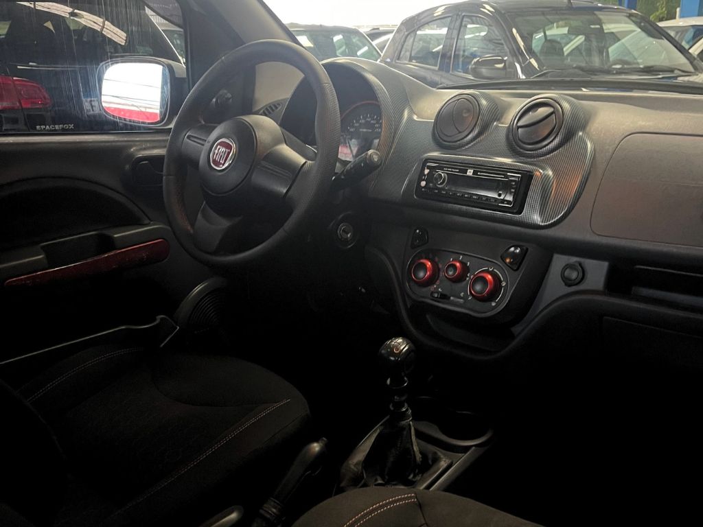 UNO 1.4 EVO SPORTING 8V FLEX 4P MANUAL — foto 2