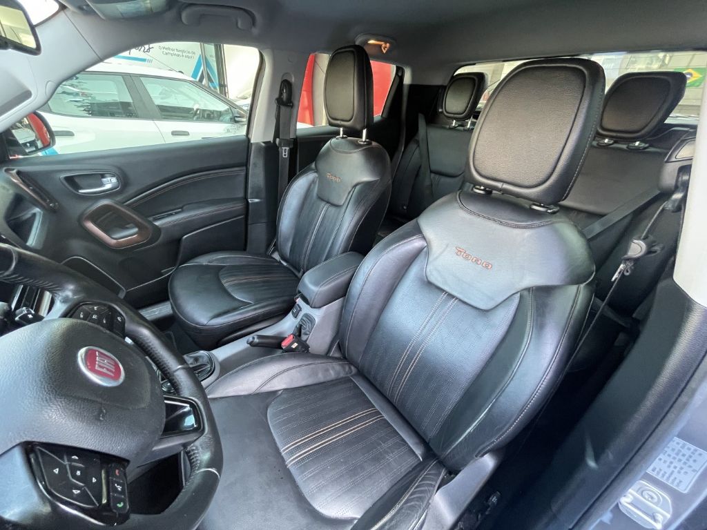 TORO 2.0 16V TURBO DIESEL VOLCANO 4WD AT9 — foto 8