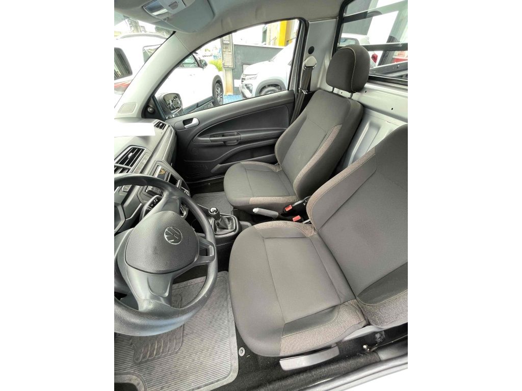 Saveiro Robust 1.6 Total Flex 16V  — foto 4