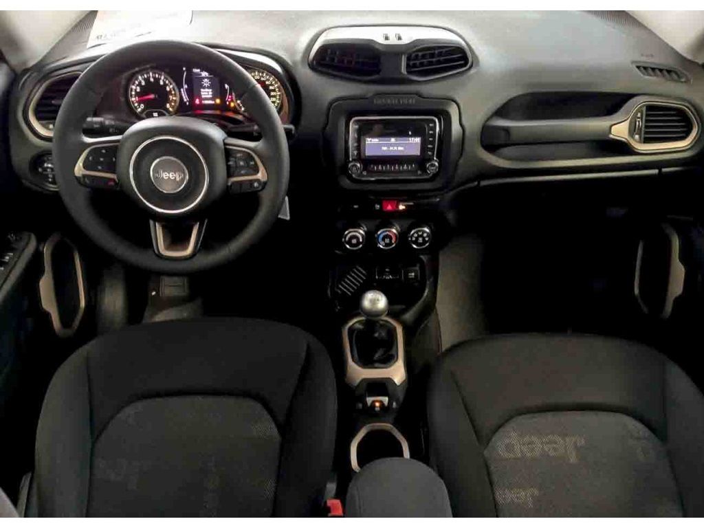 RENEGADE 1.8 16V FLEX SPORT 4P MANUAL — foto 2