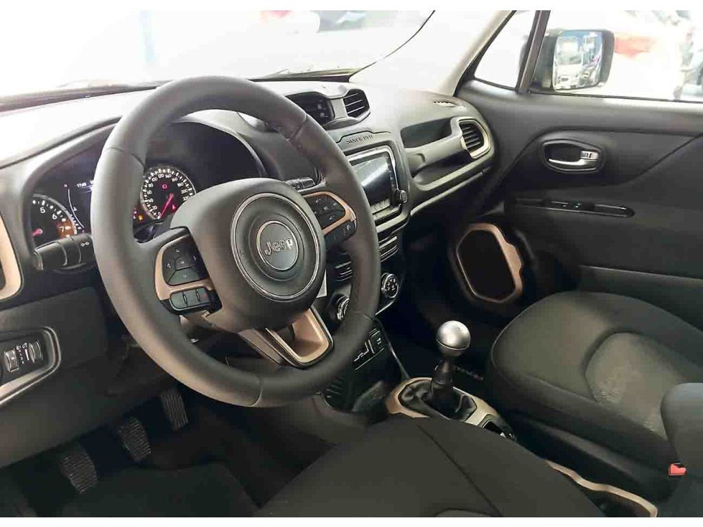 RENEGADE 1.8 16V FLEX SPORT 4P MANUAL — foto 8