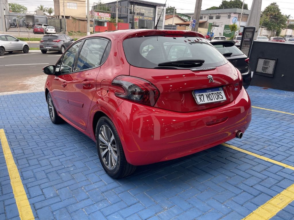 208 1.6 GRIFFE 16V FLEX 4P AUTOMÁTICO — foto 8