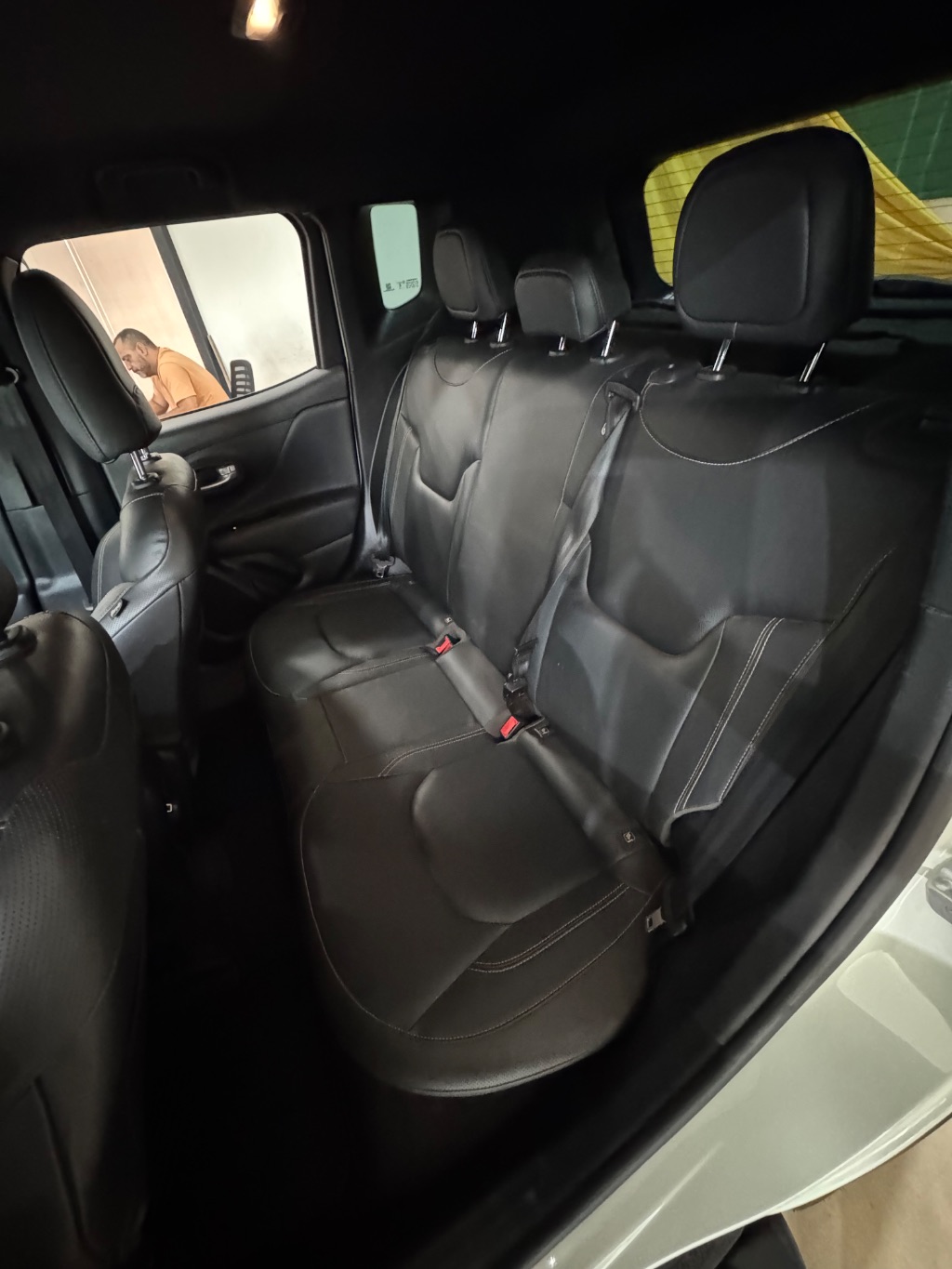 Renegade S Trailhawk T270 1.3 TB 4x4 Flex Aut. — foto 11