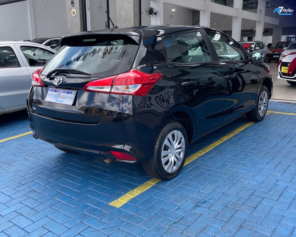 YARIS XL 1.5 Flex 16V 5p Aut. — foto 9