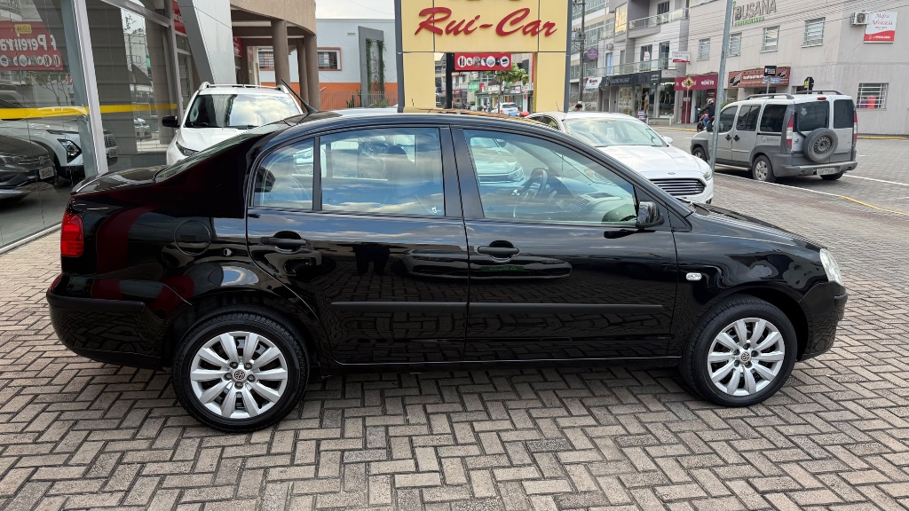 Polo Sedan 1.6 Mi Total Flex 8V 4p — foto 6