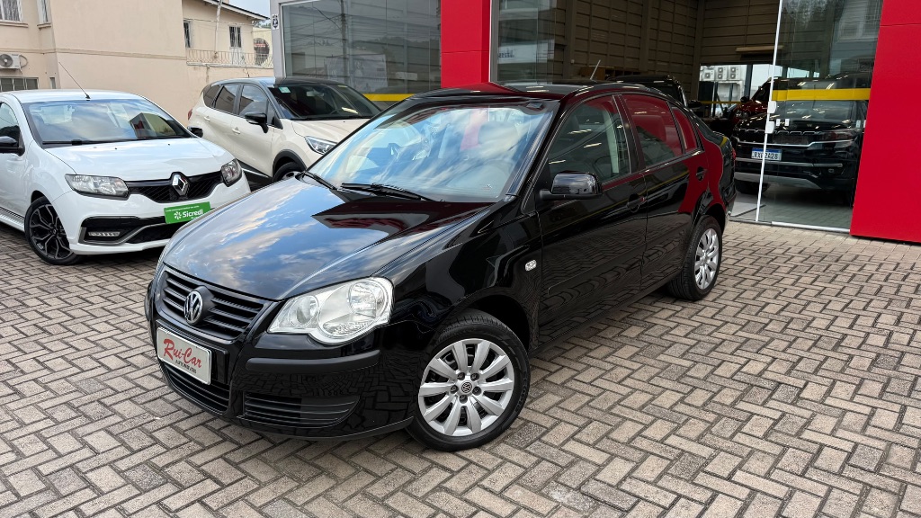 Polo Sedan 1.6 Mi Total Flex 8V 4p — foto 1