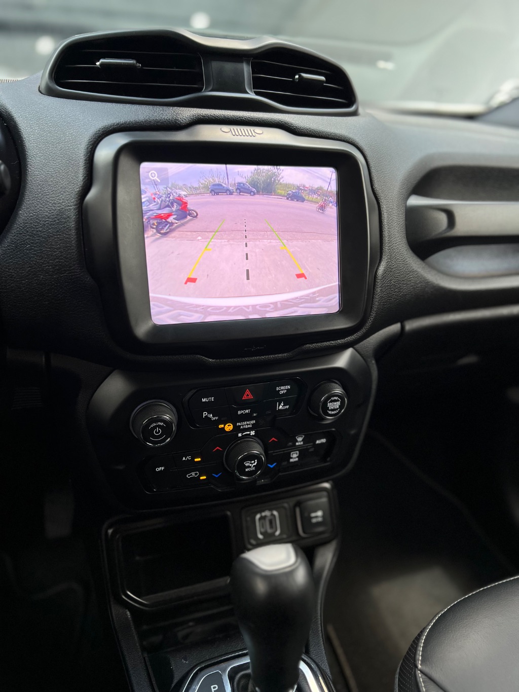 Renegade Long. T270 1.3 TB 4x2 Flex Aut. — foto 18