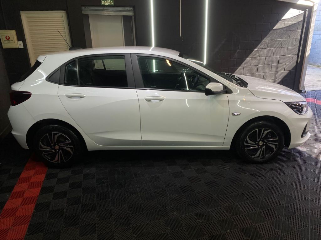 ONIX HATCH LT 1.0 12V Flex 5p Mec. — foto 8