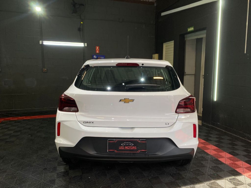 ONIX HATCH LT 1.0 12V Flex 5p Mec. — foto 5