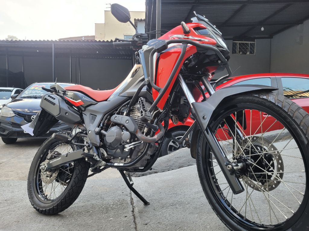XRE SAHARA 300 ral — foto 5