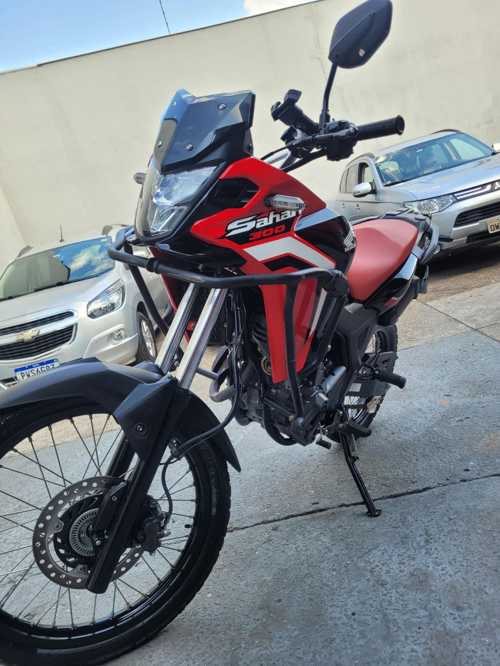 XRE SAHARA 300 ral — foto 1