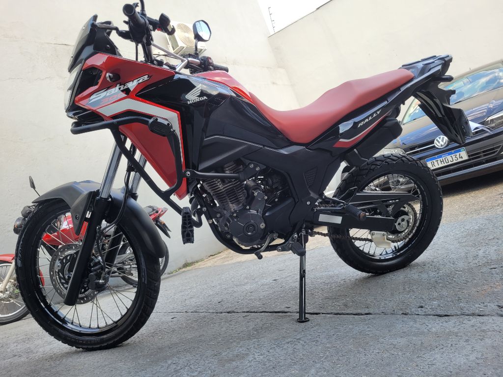 XRE SAHARA 300 ral — foto 4