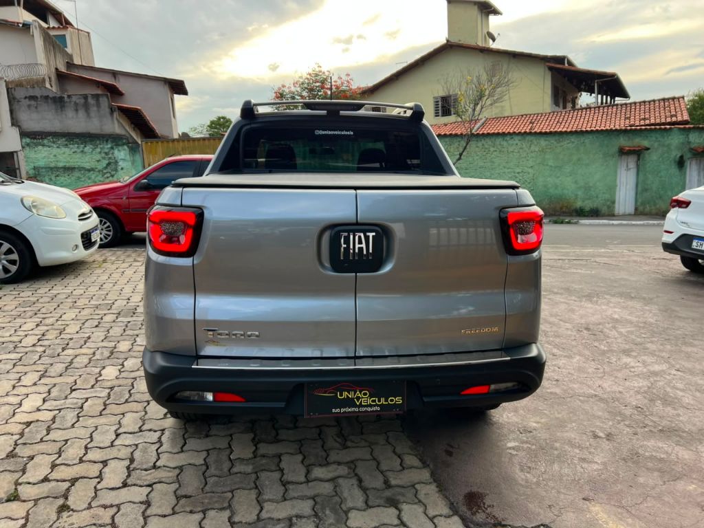 Toro Freedom 1.8 16V Flex Aut. — foto 7