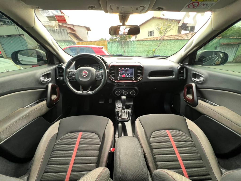 Toro Freedom 1.8 16V Flex Aut. — foto 12