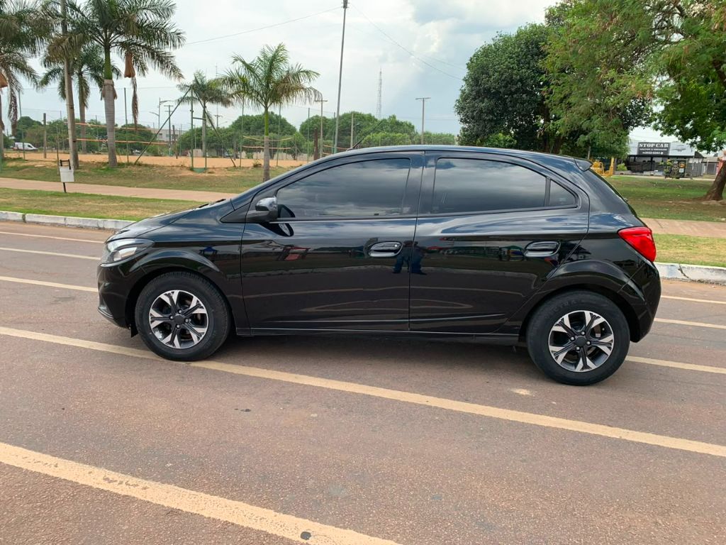 ONIX HATCH LT 1.0 8V FlexPower 5p Mec. — foto 9