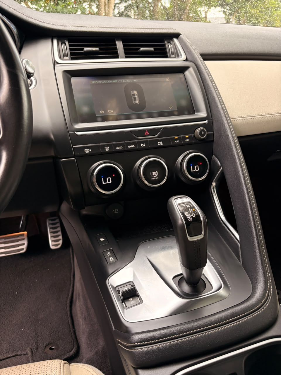 E-Pace R-Dynamic S 2.0 AWD 249cv/ Flex — foto 14