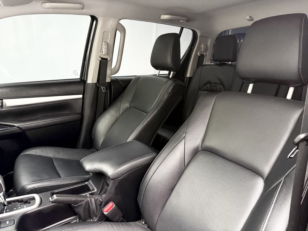 Hilux CD SRX 4x4 2.8 TDI 16V Diesel Aut. — foto 9