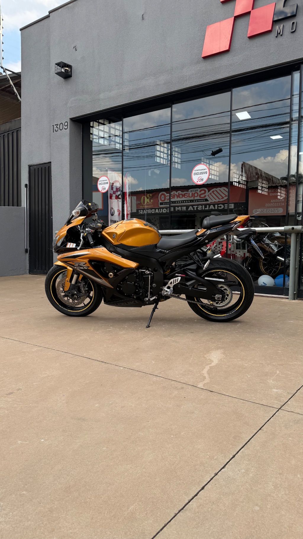 GSX-R 750 W SRAD — foto 6