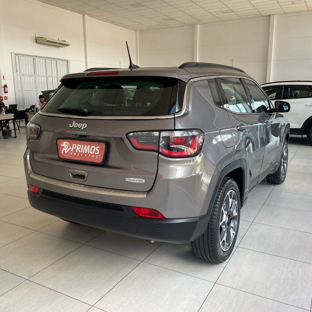 COMPASS LONGITUDE 2.0 4x2 Flex 16V Aut. - foto 6
