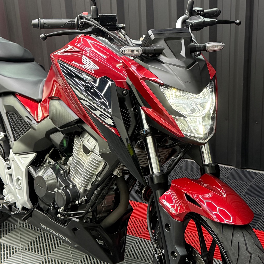 CB 300F Twister Flex — foto 3