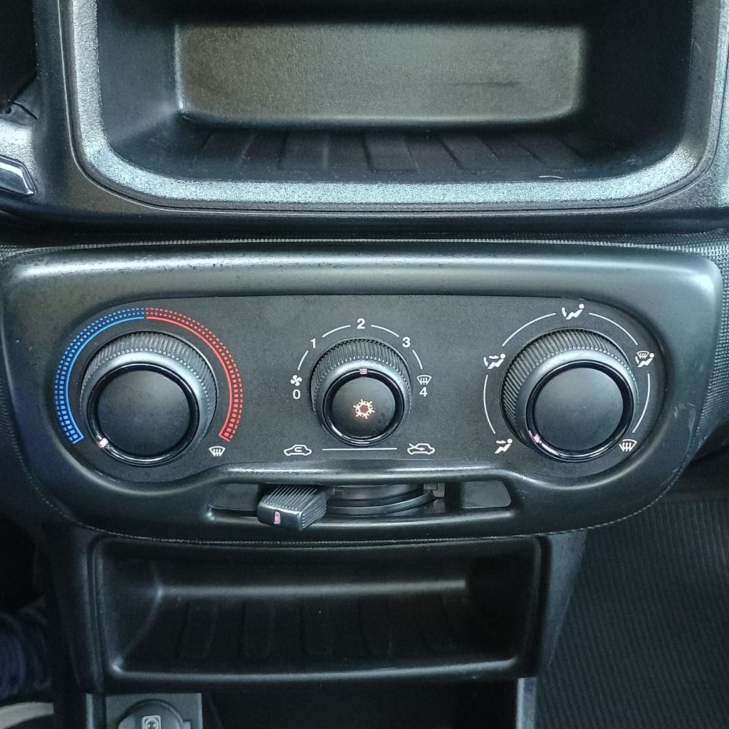 Strada Endurance 1.4 Flex 8V CS Plus — foto 16