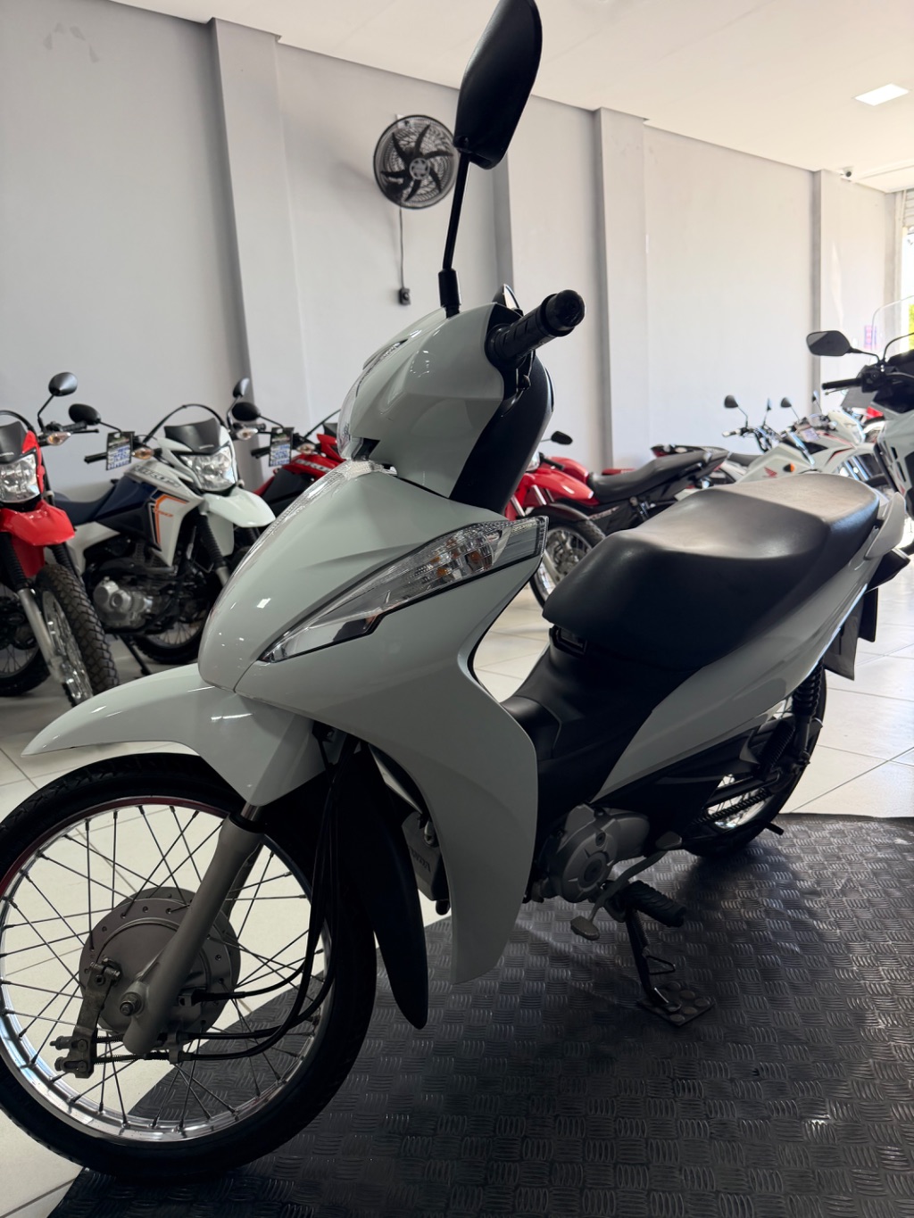 BIZ 110i — foto 5
