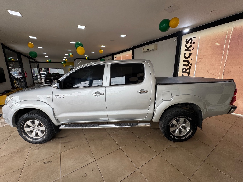Hilux CD SR 4x2 2.7 16V/2.7 Gasolina Aut. — foto 4