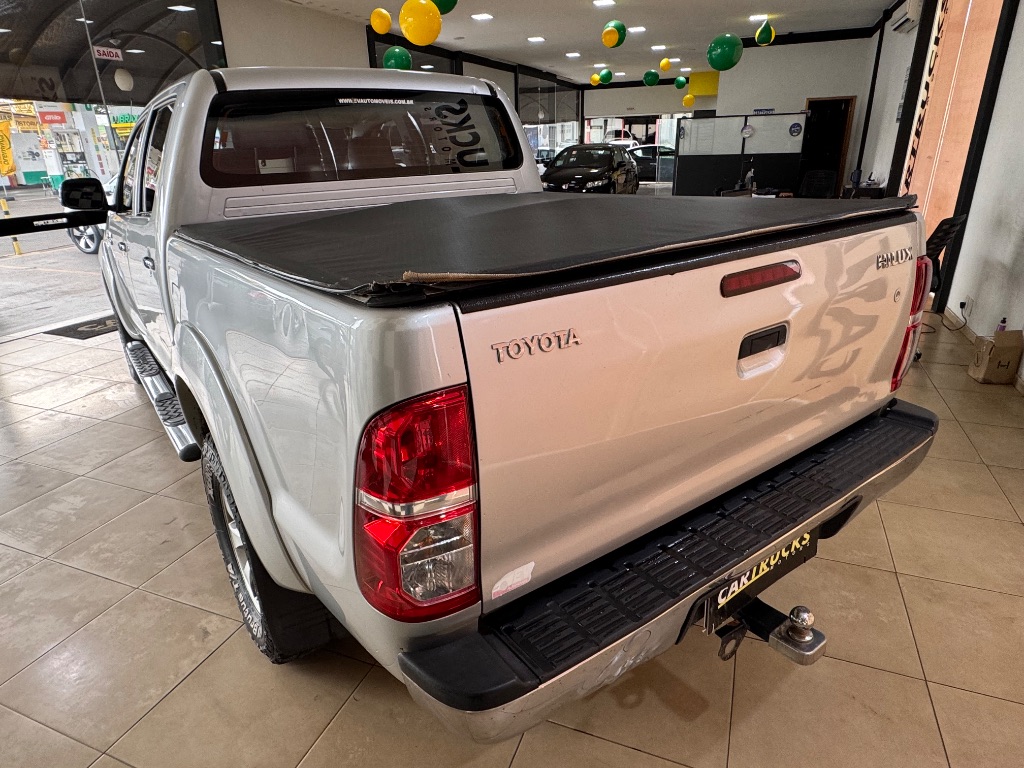 Hilux CD SR 4x2 2.7 16V/2.7 Gasolina Aut. — foto 5