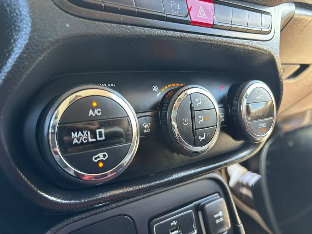 Renegade Trailhawk 2.0 4x4 TB Diesel Aut — foto 13