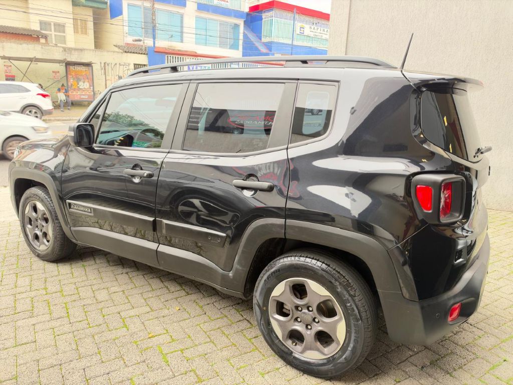 Renegade 1.8 4x2 Flex 16V Aut. — foto 15
