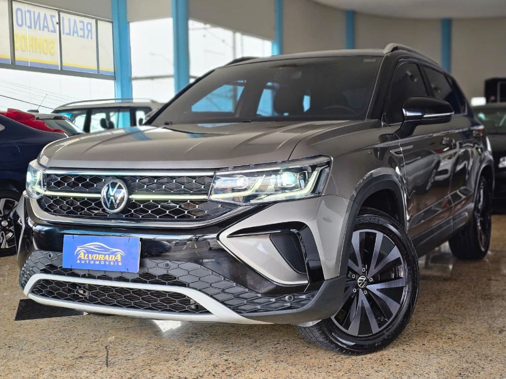 TAOS Highline 1.4 250 TSI Flex Aut. — foto 1