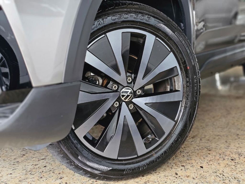TAOS Highline 1.4 250 TSI Flex Aut. — foto 15