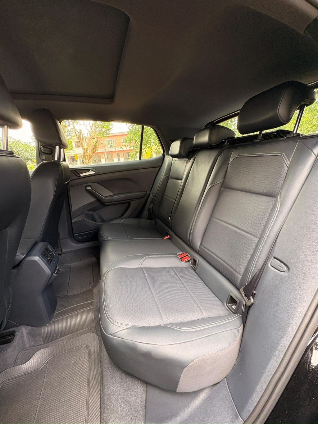 T-Cross Comfor. 200 TSI 1.0 Flex 5p Aut. — foto 17